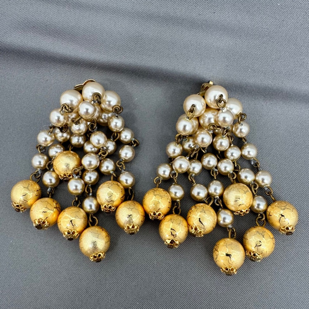 Vintage Baroque Gold Tone Faux Pearl Chandelier Clip On Earrings‎ MCM Statement